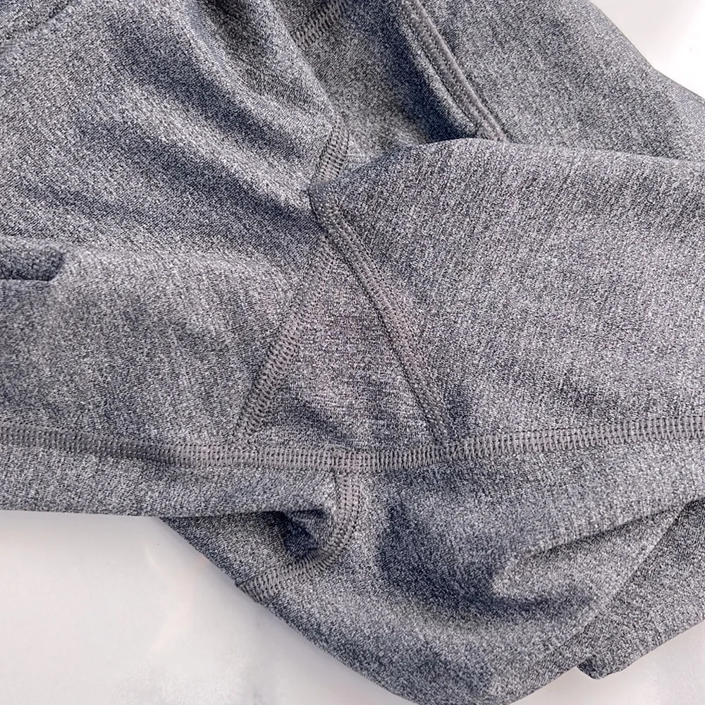 Lululemon Athletica Pace Rival Crop Heathered Black/ Gray Slate Leggings Size 2
